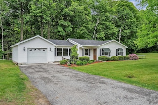 51 Baker Ln, Milton, VT 05468