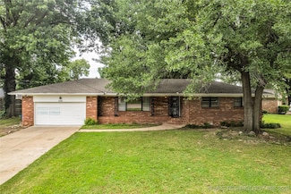 5941 S Utica Ave, Tulsa, OK 74105