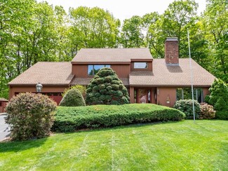 26 Hultin Cir, Holden, MA 01520