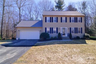 35 Rolling Meadows Rd, Pascoag, RI 02859