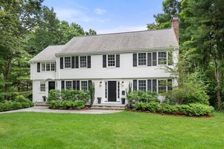 10 Sturbridge Rd, Wellesley Hills, MA 02481