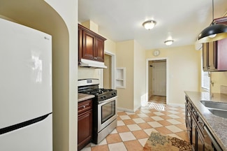 3225 12th Ave, Sacramento, CA 95817