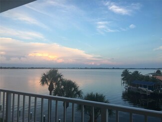 9923 Manatee Ave W Unit 4, Bradenton, FL 34209