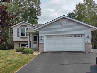 2507 Pointe Rd, Schofield, WI 54476