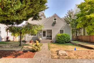 7338 29th Ave SW, Seattle, WA 98126