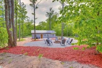 5893 S Brown Rd, Cadillac, MI 49601