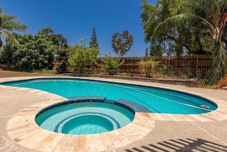 1525 Fair Glen Rd, El Cajon, CA 92019