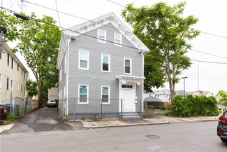 22 Cromwell St, Providence, RI 02907