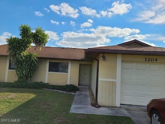 1204 Diplomat Pkwy E, Cape Coral, FL 33909