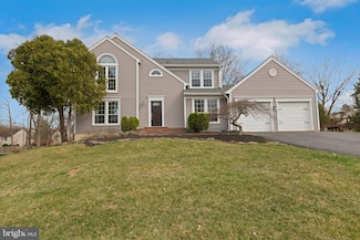 4513 Waverly Crossing Ln, Chantilly, VA 20151