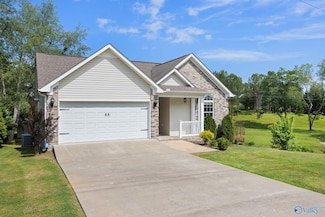124 Comer St, Rogersville, AL 35652