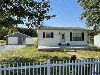 10021 Hardinsburg Rd, Cecilia, KY 42724
