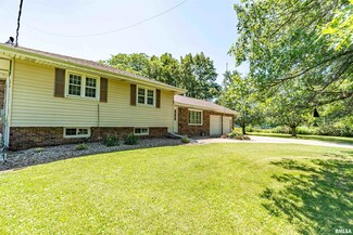 13102 N Crater Ln, Dunlap, IL 61525