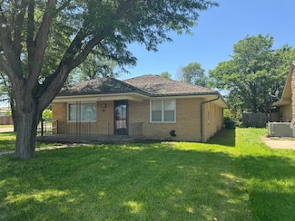 929 S Main St, Hugoton, KS 67951