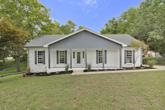 3301 Curtiswood Ln E, Springfield, TN 37172