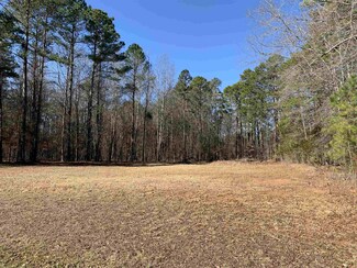 108 S Benjamin Harrison Ln, Henderson, NC 27537