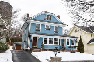 116 Castlebar Rd, Rochester, NY 14610
