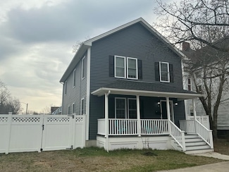 135 College St, Springfield, MA 01109