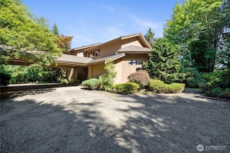 12747 Fetters Ln SE, Olalla, WA 98359