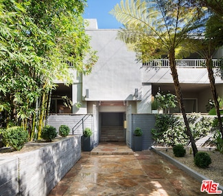 8911 Cynthia St Unit 9, West Hollywood, CA 90069