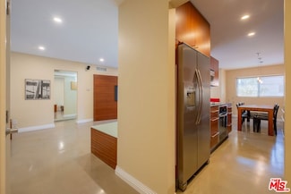 320 E Stocker St Unit 102, Glendale, CA 91207