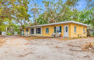 4974 David Ave, Sarasota, FL 34234