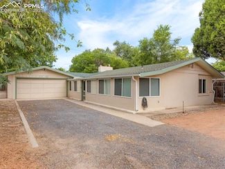417 Park Dr, Pueblo, CO 81005