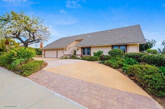 7993 Shadow Hill Dr, La Mesa, CA 91941
