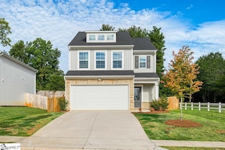 1204 Paramount Dr, Lyman, SC 29365