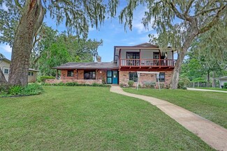 2056 NW 19th Ln, Gainesville, FL 32605