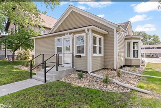 513 6th St, Nevada, IA 50201