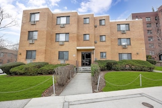170-20 Crocheron Ave Unit 206, Flushing, NY 11358