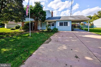 906 Devon Dr, Newark, DE 19711