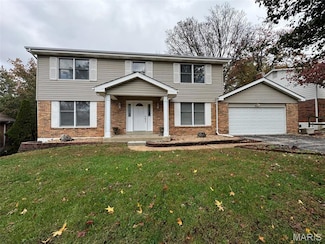 12383 Woodline Dr, Saint Louis, MO 63141