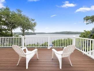 176 Black Cat Rd, Plymouth, MA 02360