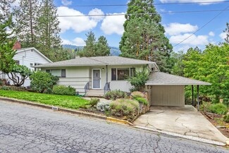593 S Mountain Ave, Ashland, OR 97520