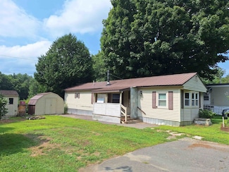 10 Hogan Ln, Walpole, NH 03608