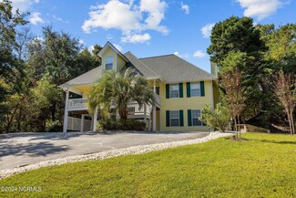 317 Shipwreck Ln, Emerald Isle, NC 28594