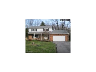 4939 Lander Rd, Chagrin Falls, OH 44022