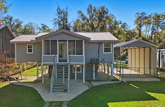 54 Oak Point Rd, Picayune, MS 39466