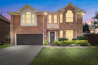 1900 Park Manor Ct, Euless, TX 76039