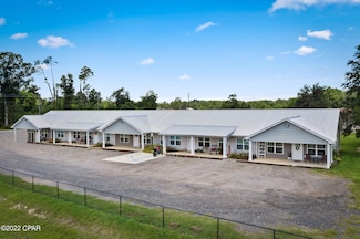 1502 Kirkland Rd, Chipley, FL 32428