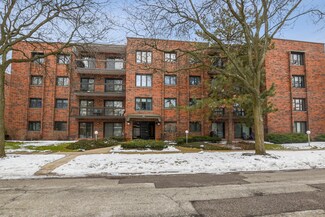 9201 Drake Ave Unit 301S, Evanston, IL 60203