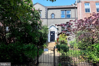 719 12th St SE Unit 3, Washington, DC 20003