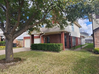 12319 Grove Meadow Dr, Stafford, TX 77477