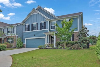 6721 Moondancer Ct, Flowery Branch, GA 30542
