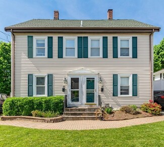 12 Spring Ct, Woburn, MA 01801