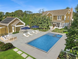 590 Soundview Ave, Southold, NY 11971