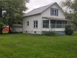 502 W Pleasant St, Watseka, IL 60970