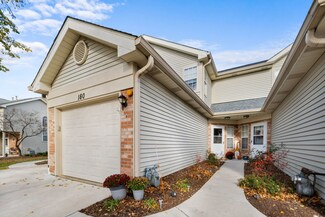 180 Golfview Dr, Glendale Heights, IL 60139